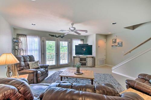 Cozy Eucha Townhome With Deck And Lake Access!