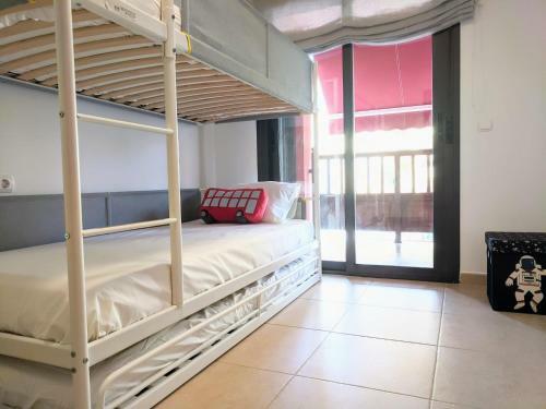 Espacioso Apartamento De 2 Dormitorios
