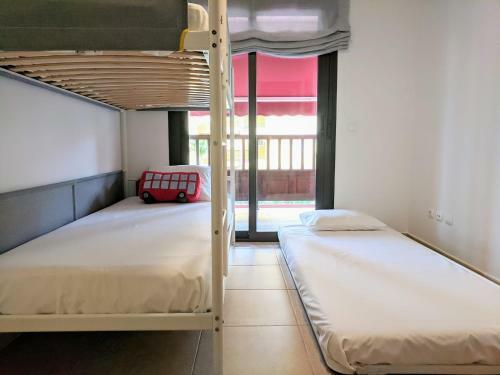 Espacioso Apartamento De 2 Dormitorios