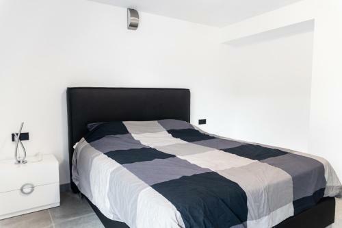 Gorgeous Newly Built Villa With 5 Bedrooms Pool