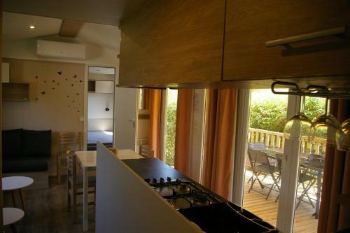 Mobile Home Ouireves 529 Facing The Mediterranean