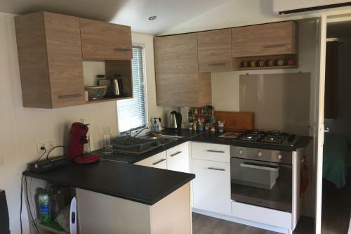 Mobile Home Ouireves 443 Facing The Mediterranean