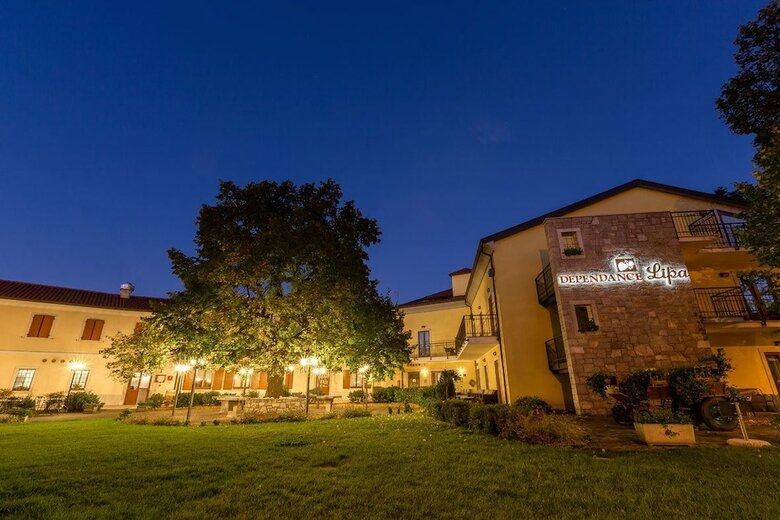 Dependance Center Hotel