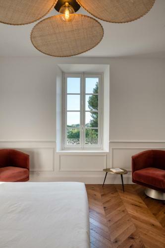 Hostal L'iris De Suse