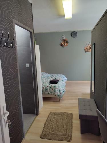 Apartamento Studio Ind�pendant Acc�s Direct Autonome.