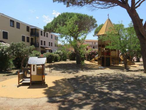 Apartamento Studio Le Barcar�s, 2 Pi�ces, 4 Personnes - Fr-1-431-193