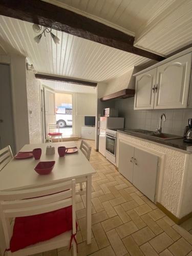 Villa Joli Appartement Id�alement Situ� Proche Mer - 2concor2