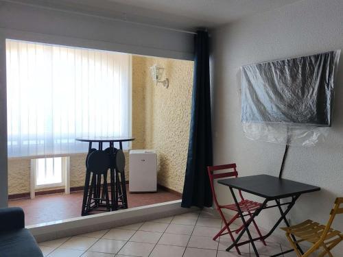 Apartamento Studio Le Barcar�s, 1 Pi�ce, 2 Personnes - Fr-1-195-92