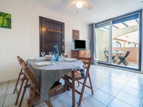Apartment Front De Mer-21