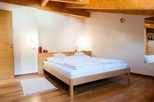 Apartamento Mansarda Ronzo