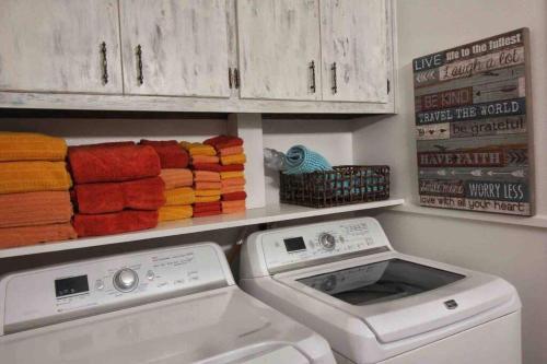 Cheerful 3 Bedroom On A Park 10 Miles From Eugene