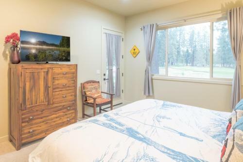 Pine Post Lodge