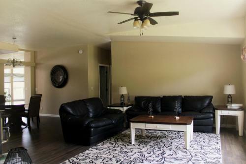 Fernwood Sanctuary: Relax W/ Weed, Wine, & Nature.