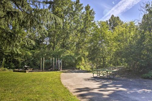 Charming Portland Home, Walk To Light Rail!