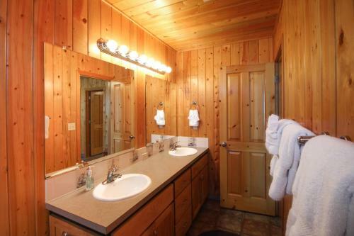 Captain's Hideaway