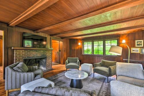 Peaceful And Elegant Cottage With Riverside View