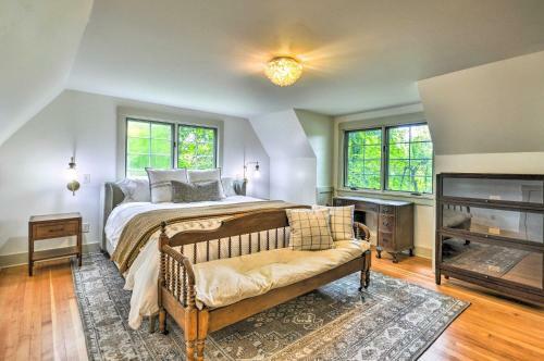 Peaceful And Elegant Cottage With Riverside View