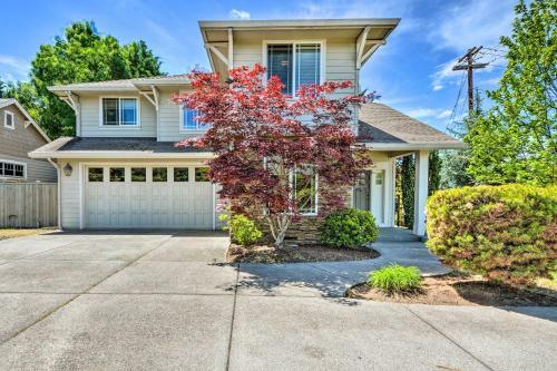 Charming Medford Getaway About 4 Mi To Downtown!