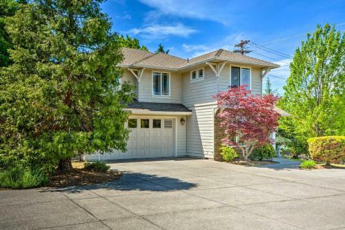 Charming Medford Getaway About 4 Mi To Downtown!