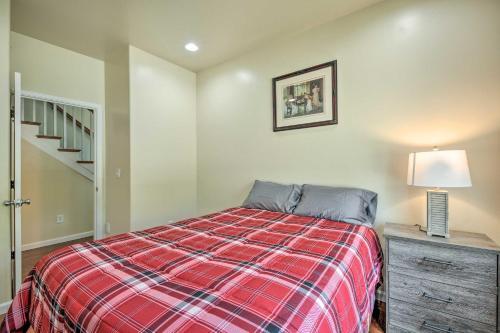 Charming Medford Getaway About 4 Mi To Downtown!