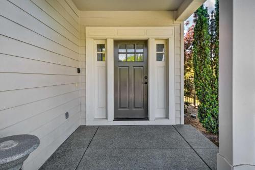 Charming Medford Getaway About 4 Mi To Downtown!
