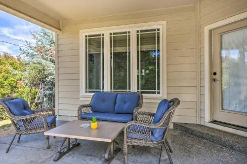 Charming Medford Getaway About 4 Mi To Downtown!