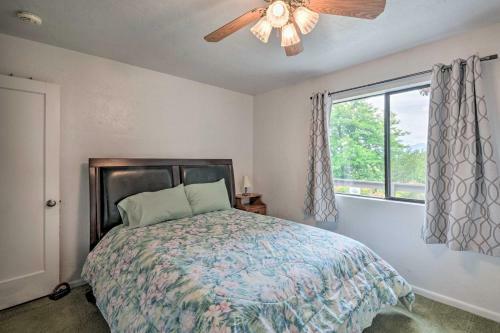 Stunning Medford Escape With Panoramic Views!