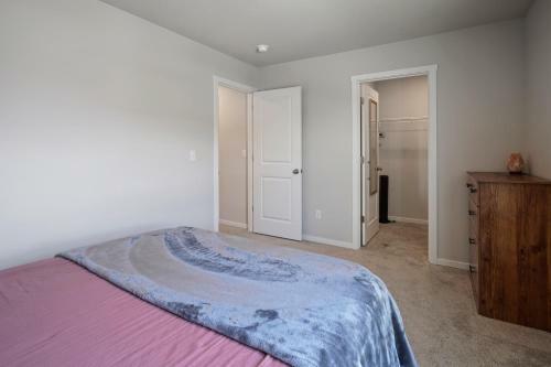 Up Up And Away 30 Day Minimum Townhouse