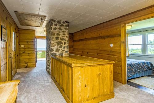Mckinnon's Beach House