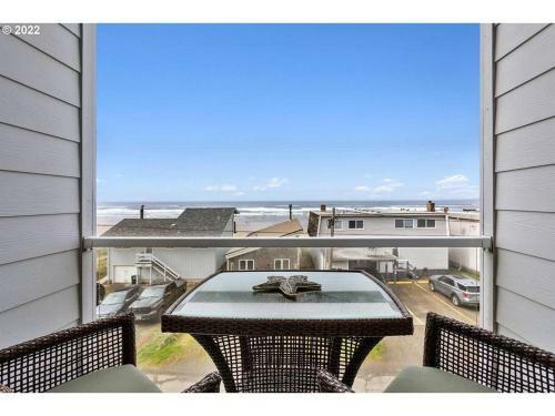 Rockaway Oceanview Retreat