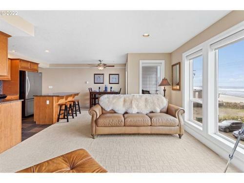 Rockaway Oceanview Retreat