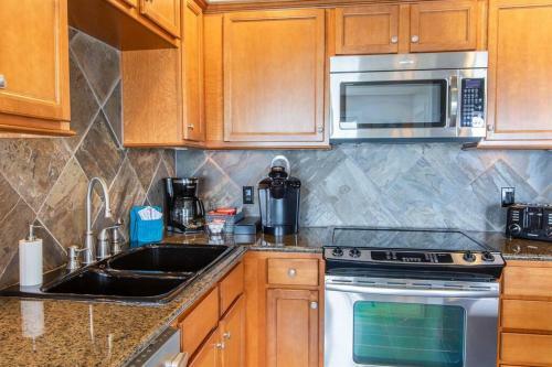 Rockaway Oceanview Retreat