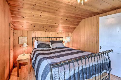 Charming Seaside Abode, Half-mile To Beach!