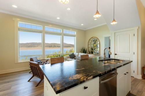 Alsea Bay Retreat