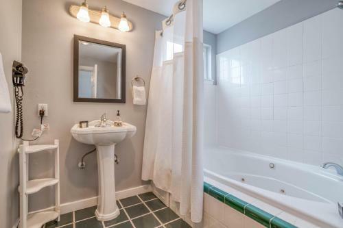 Hotel Nantucket Inn #2