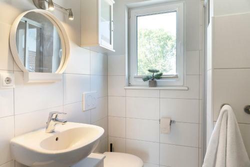 Seepark S�ssau Seerose 6