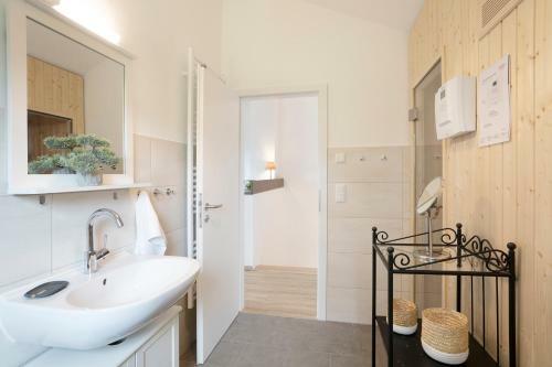 Seepark S�ssau Seeblick 18