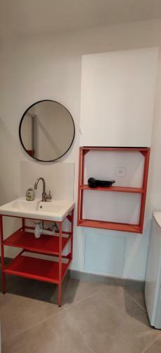 Apartamento Studio Climatis� � 100 M De La Plage De Cavali�re