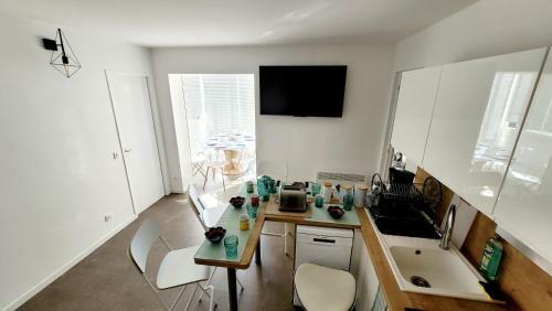 Apartamento Comme � La Maison!!a 5 Min � Pied Plage,pkg Priv�
