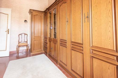 Charming Holiday House - Near The Beach