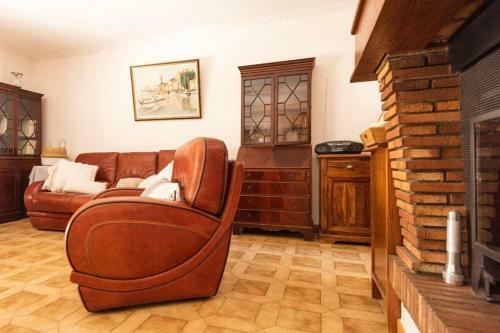 Charming Holiday House - Near The Beach