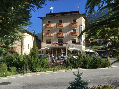 Hotel Zebr�