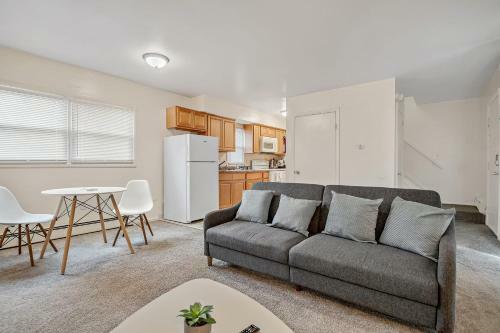 Apartamento Convenient 2br With Comfy Sofa And Tv