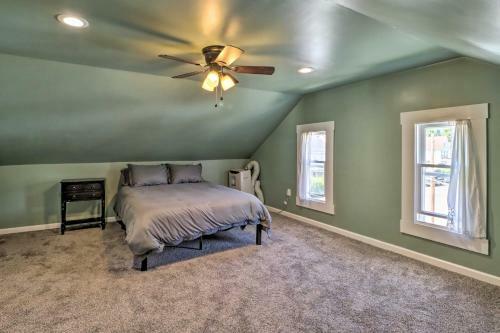 Dog-friendly Jim Thorpe Townhome With Fire Pit!