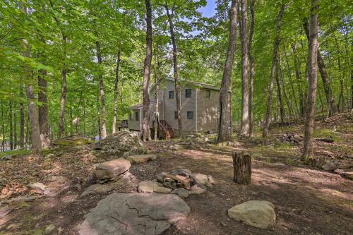 Masthope House With Deck - Family Friendly!