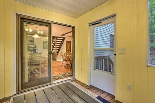Masthope House With Deck - Family Friendly!