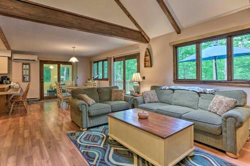Masthope House With Deck - Family Friendly!