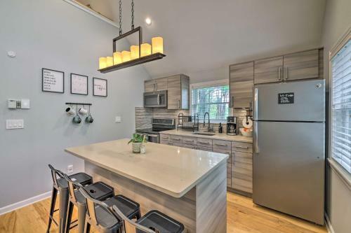 Pet-friendly Kamp Kona Near Lakes And Resorts