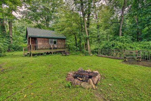 Apartamento Tranquil Creekside Tiny Home In Dutch Country