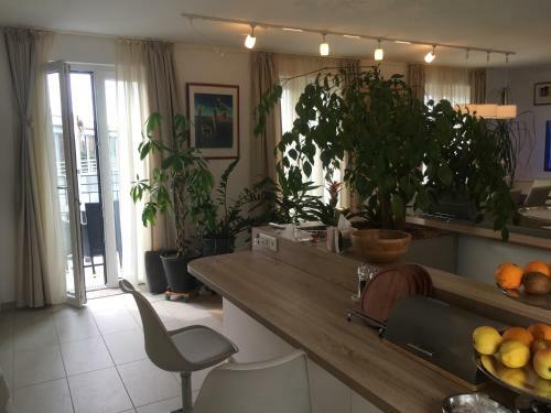 Beautiful Penthouse Apartment At Porta Nigra